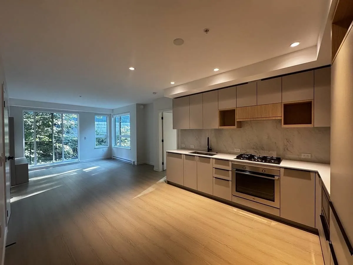 2 bed, 947 sqft, $3,250 — Photo 2