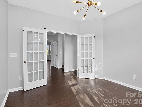 5th image of 6223 Shumard Oak Way