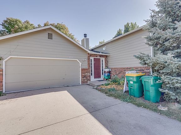 2nd image of 2718 Claremont Dr