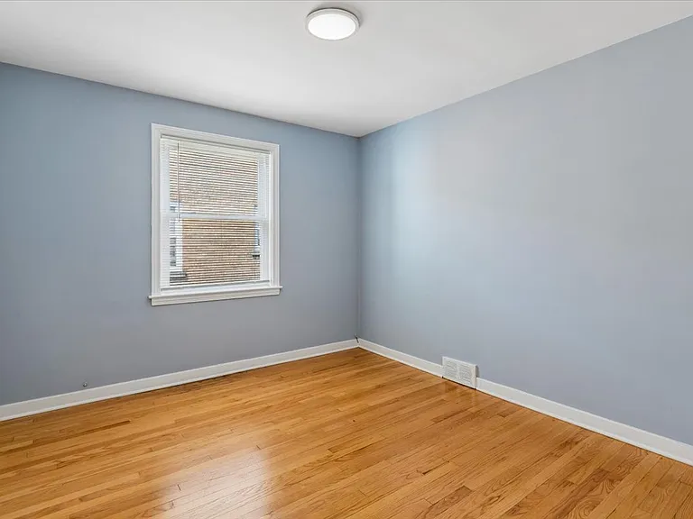 9116 Keating Ave #2B — Photo 6
