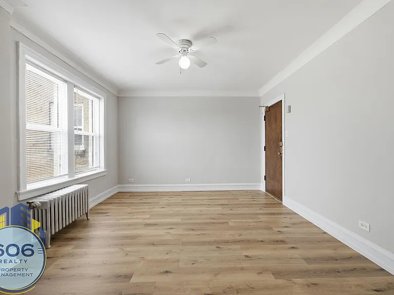 The Ashland Tower Modern Living in the Heart of Rogers Park — Photo 24