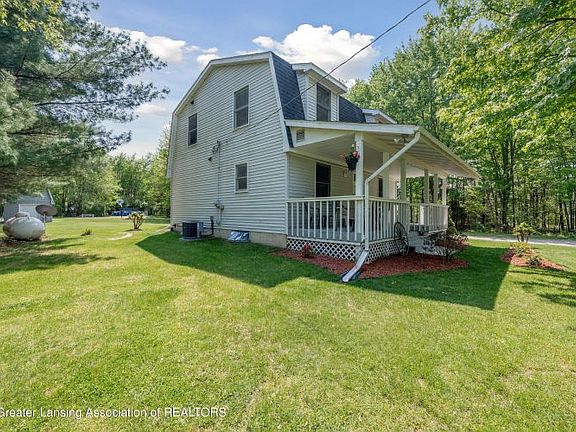 2nd image of 8673 Winegar Rd