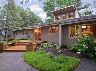 17091 Cedarcrest Dr, Eden Prairie, MN 55347