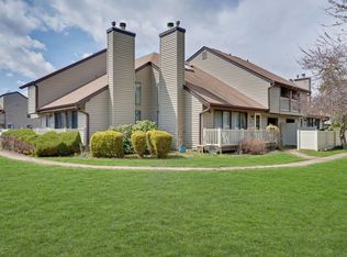 95 Cotswold Cir, Ocean, NJ 07712