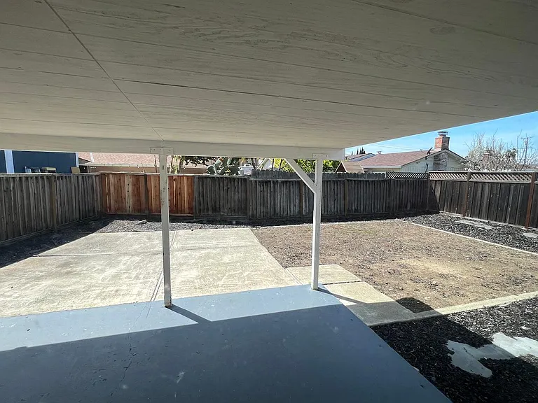 35489 Cleremont Dr — Photo 50