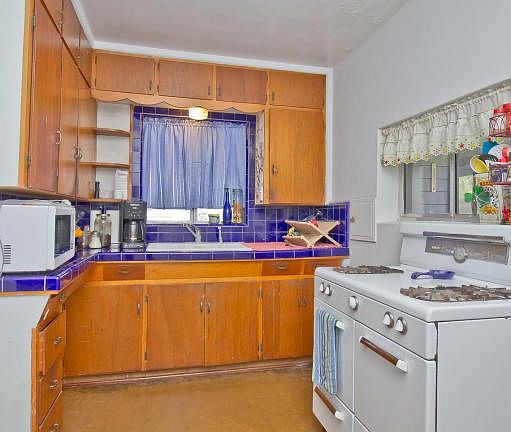 Kitchen 2