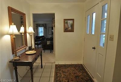 2nd image of 1922 Banbury Ct