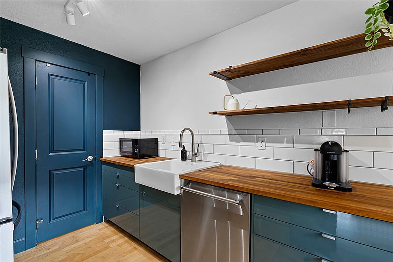 5th image of 1111 N K Street #105