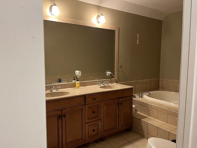 75 Elm St #1 — Photo 11