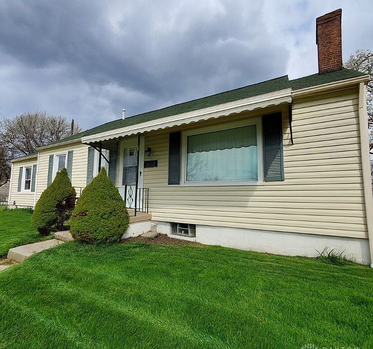 1st image of 1300 Watervliet Ave