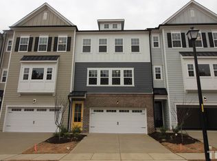 1066 Lathrop Ln, Apex, NC 27523