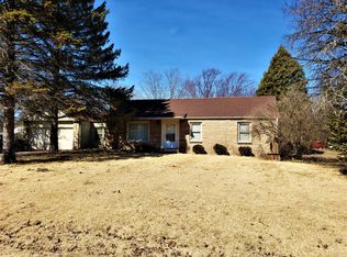 14206 W Gatewood Dr, New Berlin, WI 53151