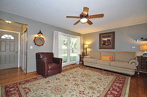 4th image of 520 S Phelps Ave