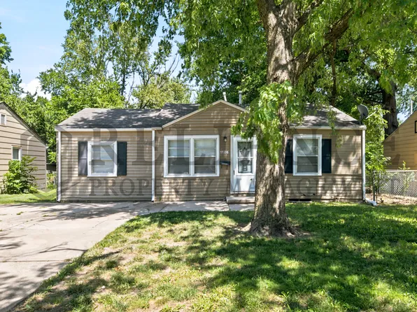 1126 S Silverdale Ct, Wichita, KS 67218