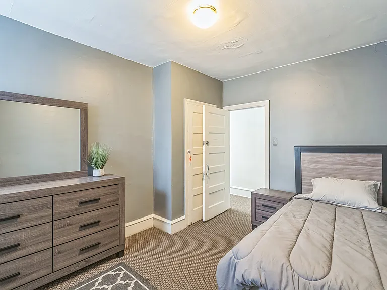 5005 N 12th St #1A — Photo 14