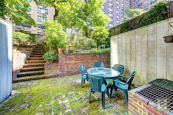 Rented by Halstead Real Estate | media 21