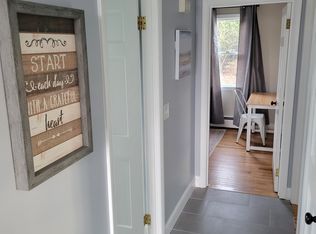 7 Pagnano St, Bristol, RI 02809