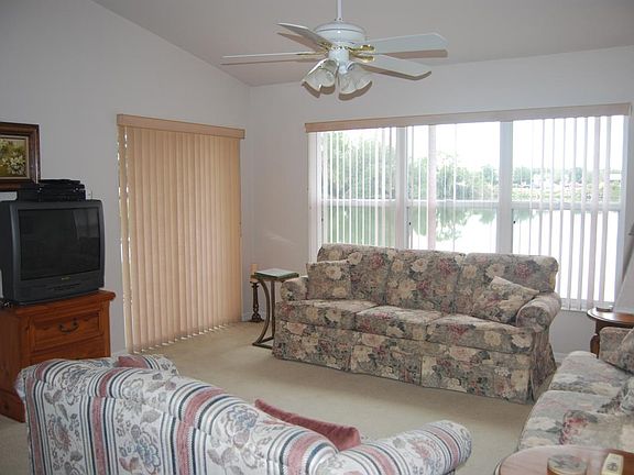3rd image of 5703 Water Oak Ln