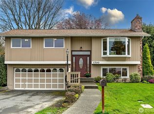 1700 Blaine Ave NE, Renton, WA 98056