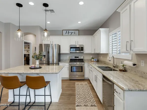 1431 E BRIDGEPORT Parkway, Gilbert, AZ 85295