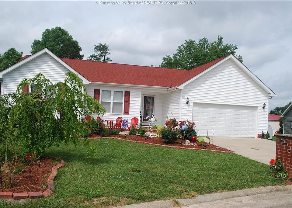 1st image of 221 Prado Dr