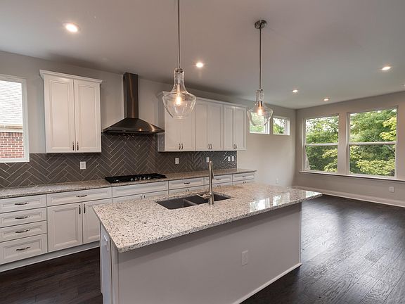 The Beachwood B Kitchen