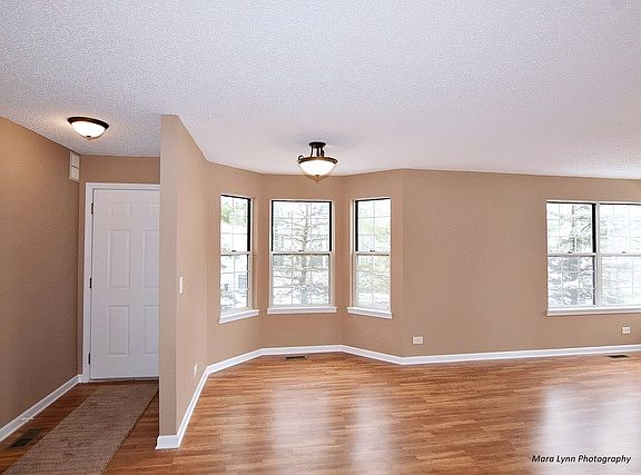 2nd image of 58 Jericho Ln #0