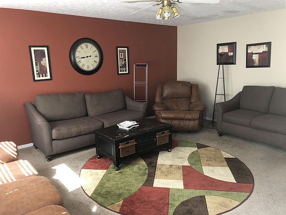 2nd image of 504 W Northlane Dr