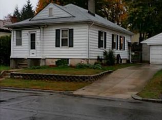 33 Hilarity St, Providence, RI 02909