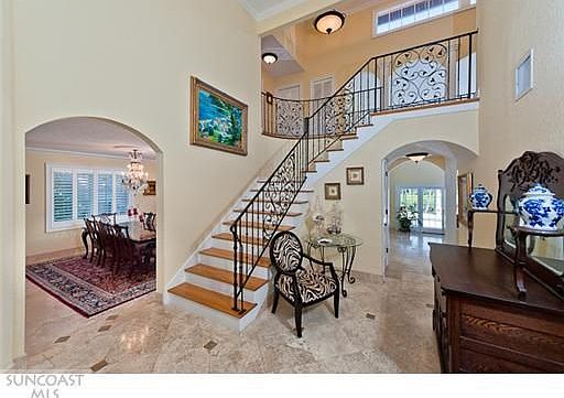 2nd image of 1015 Marco Dr NE