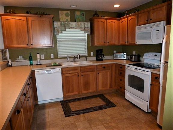 5th image of 1798 Jacaranda Ave