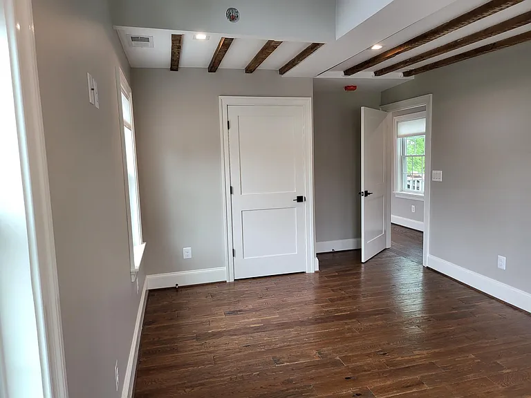 731 N Stokes St — Photo 27