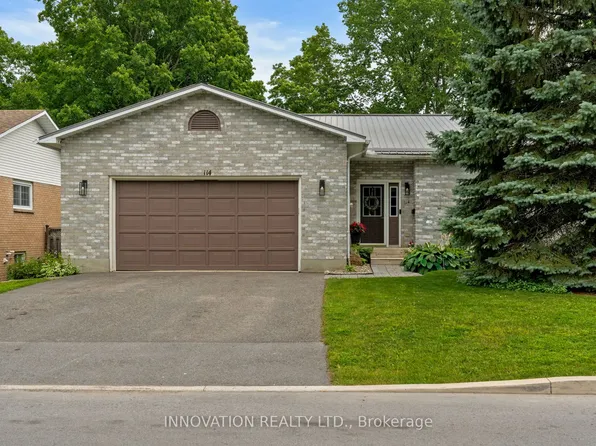 114 Bell St, Carleton Place, ON K7C 1V4