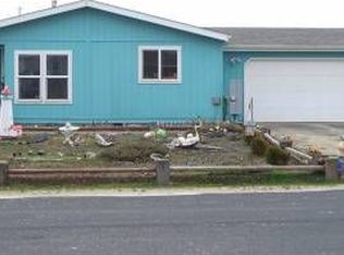 1913 NW Bridgeview Dr, Waldport, OR 97394