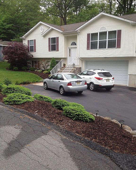 1st image of 18 Mountain Ave