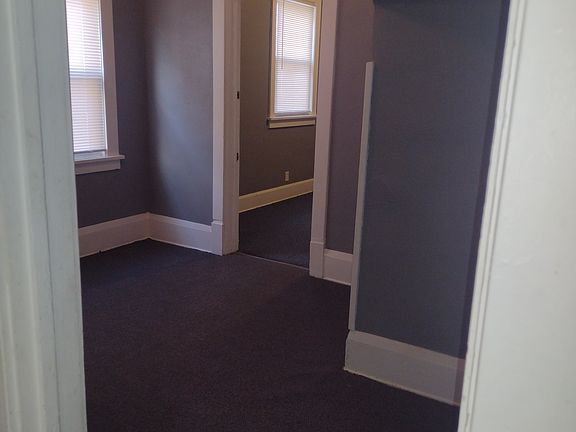 5th image of 1315 8th St NW #1