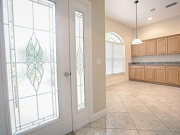 4th image of 2933 Larranaga Dr