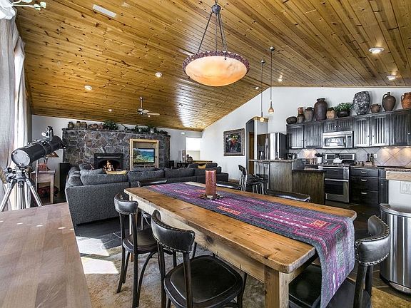 5th image of 16418 Skislope Way #3
