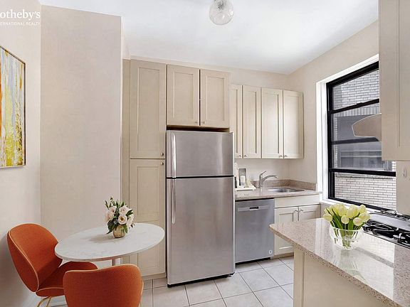 4th image of 414 W 121st St APT 69