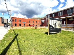 213 8th St, Marlinton, WV 24954