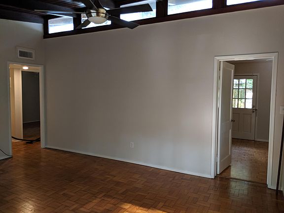 2nd image of 1305 NE 6th Ter