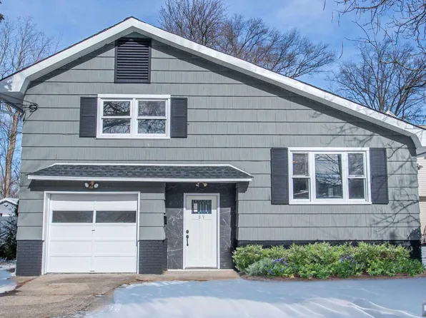 89 Bogert St, Teaneck, NJ 07666
