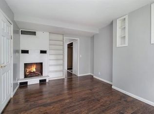 3215 Grand Prairie Rd, Kalamazoo, MI 49006