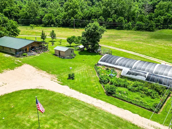 4702 Little Missouri Road, Pineville, MO 64856