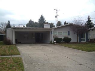 1913 Windsor Ln, Flint, MI 48507