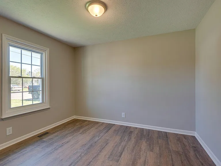 4908 Deerhaven Dr — Photo 19