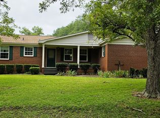 555 Mulberry St, Swainsboro, GA 30401