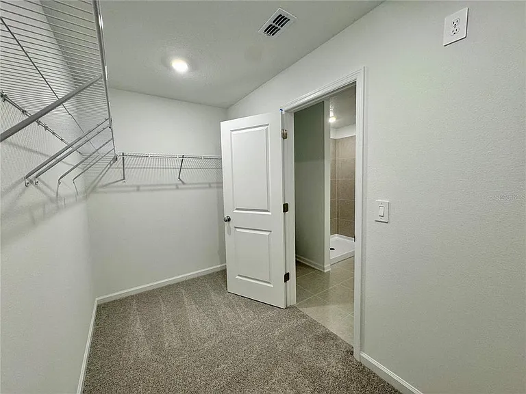 405 Kayden Cv — Photo 42