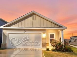 207 Waterbuck Loop, Hutto, TX 78634