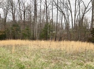 Della Ln, Austinville, VA 24312